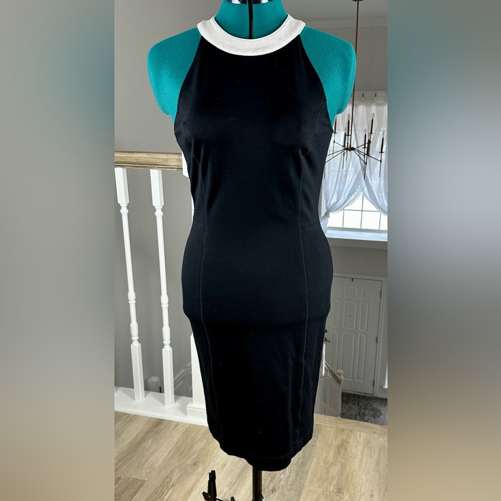 Banana Republic color block black and white sleeveless dress size 6